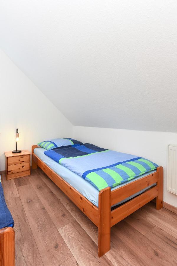 Ferienwohnung Wattgefluester Езенс Екстер'єр фото